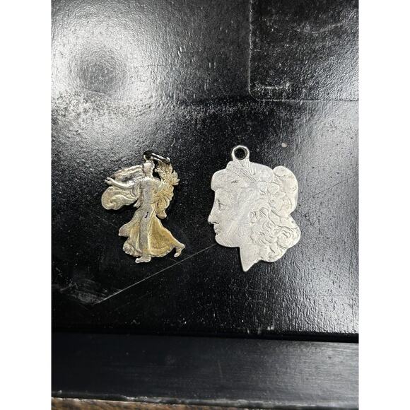 RARE Pair Of US Silver Cut-Out Coins . Morgan Dollar And Walking Liberty Jewelry - Picture 7 of 16